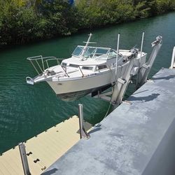 26 Aqua King Boat