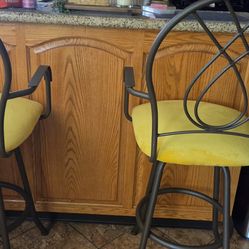 Bar stool