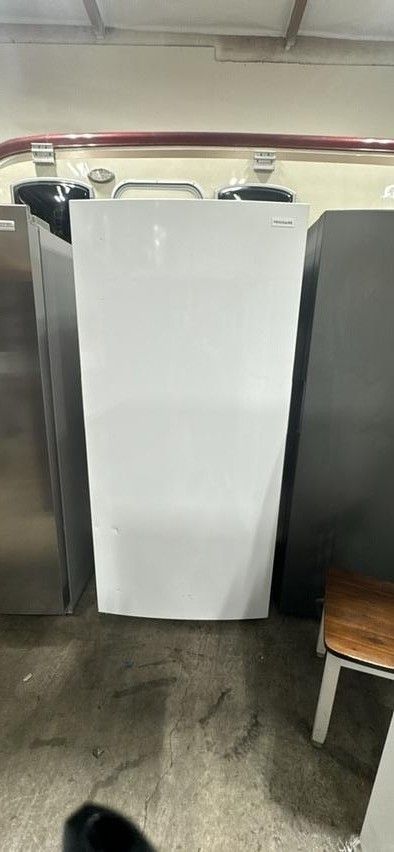 Frigidaire 20 Cu. Ft, Upright Freezer FRUF2020AW