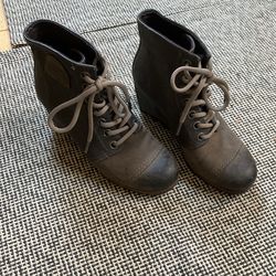 Sorel Boots $75 (OBO)