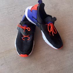 Nike Shoes Size 9.5