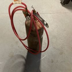 Acetylene B tank