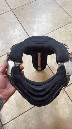Leatt carbon mx neck brace