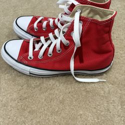 Converse Sneaker Size 7W /5M