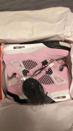 Women's Air Jordan 4 retro orchids Size 7
