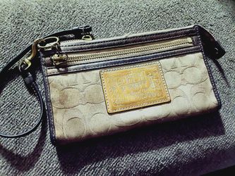 Vintage coach poppy wallet