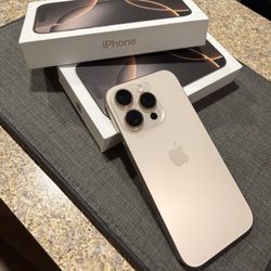 2 iPhone 16 Pro 