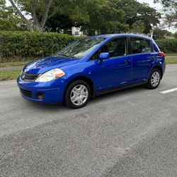 NISSAN VERSA CLEAN CARFAX 