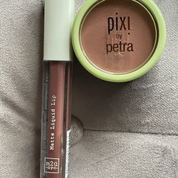 Sealed Lipgloss And Blush 🧚🏻