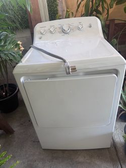 GE White Electric Dryer