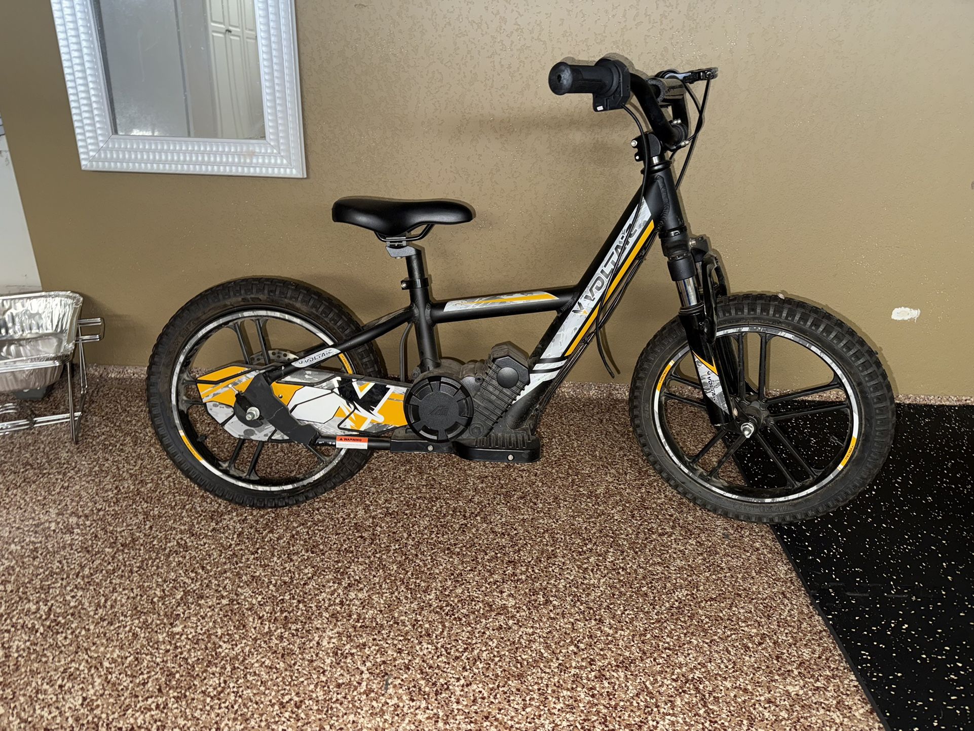 Voltaic Lion Pro 16" Kids Electric Dirt Bike, Black