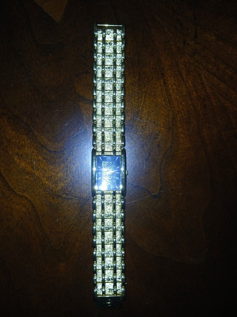 TWO WATCH SET Jewelry & Accessories