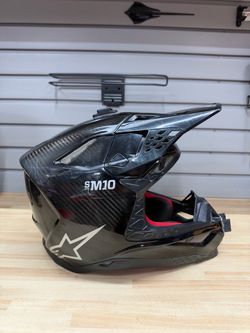 Alpinestars SM10 carbon helmet