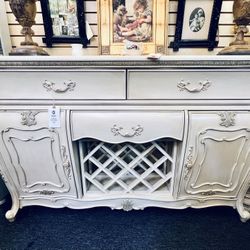 AICO By Michael Amini LAVELLE Sideboard - GA