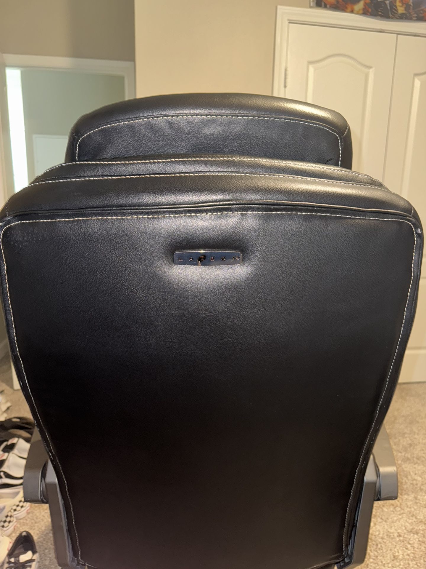 LazyBoy Desk Chair Fully Adjustable Business equipment