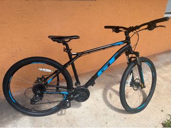 Sports bike