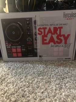 Hercules DJControl Inpulse 200 MK2 and headphones