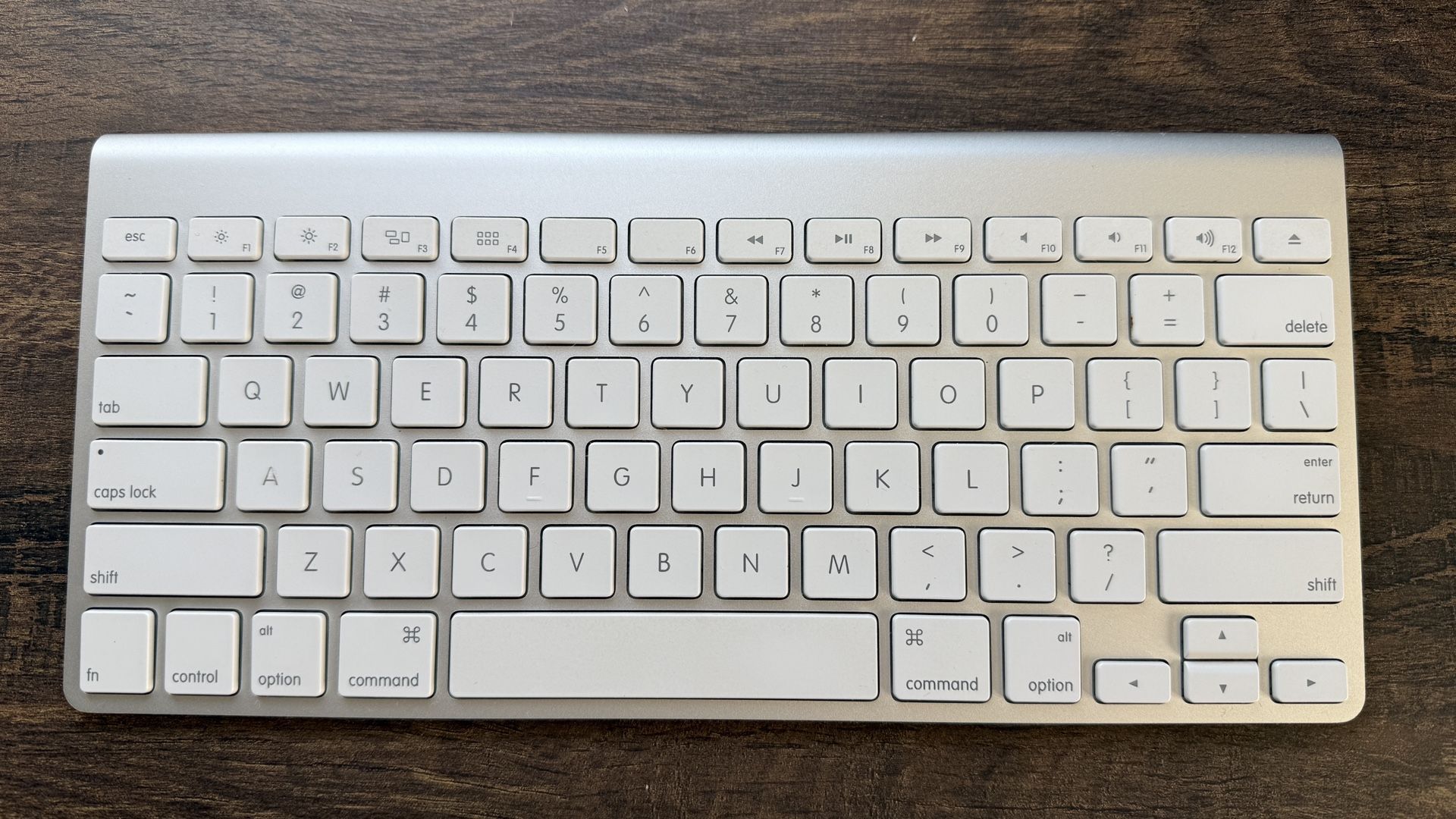 Apple A1314 Wireless Keyboard