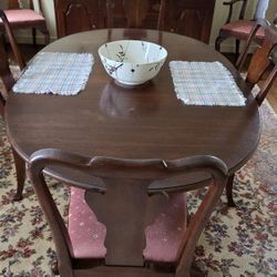 Antique CHERRY wood Dining Room Table With 2 Inserts And 6 Chairs