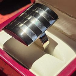 925 Sterling Silver sizeable ring