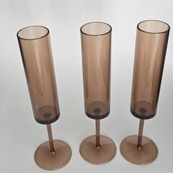 24 Acrylic Champagne Glasses 