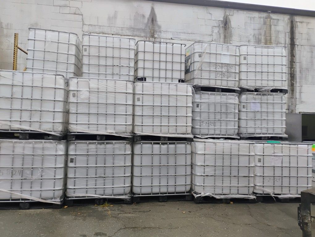 275 Gallon Tank 