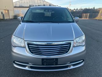 2016 Chrysler Town & Country