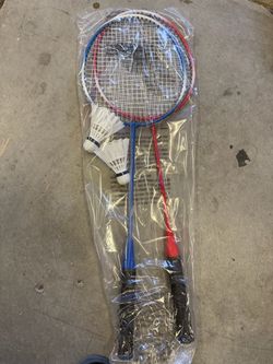 Badminton set