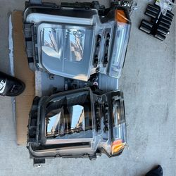 2020-2023 silverado 2500 front headlights halogen