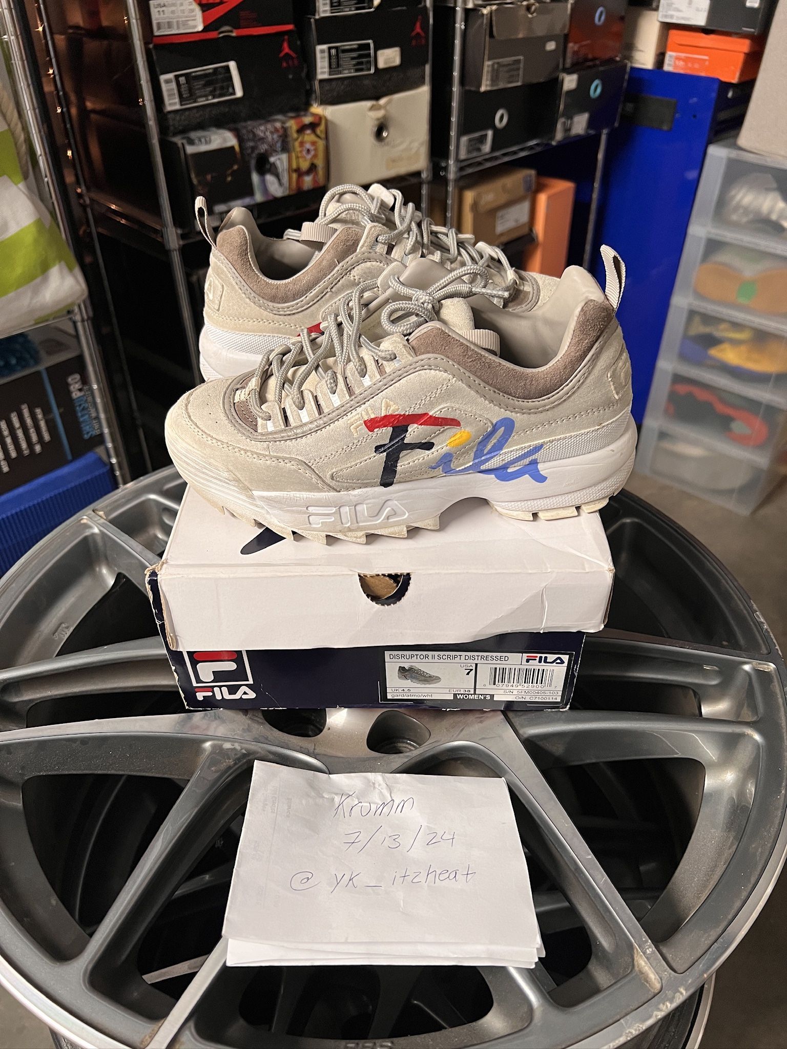 Wmns Fila Disruptor II Script Distressed / Size 7Y / $50