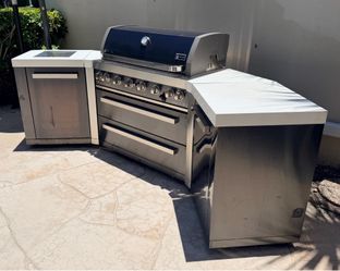 Monte Alpi Black Grill BBQ With 2 Side Storage Cabinets and Burner