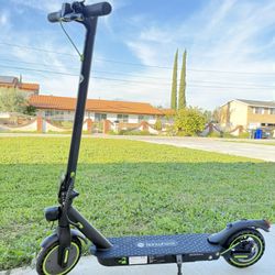 Electric scooter