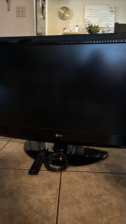 LG TV w Controller