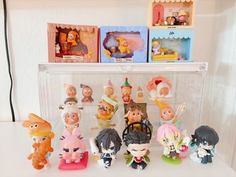 Popmart twinkle twinkle, demon slayer, molly, crybaby