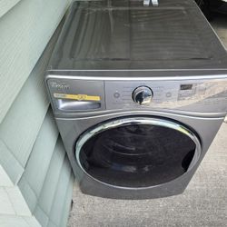 Whirlpool, Excellent Condition Front Loader Washing Machine