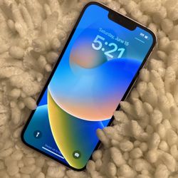 iPhone 14 Regular 128 GB Unlocked To Any Carrier