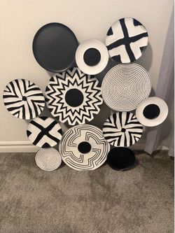Black & White Wall Art/Accent