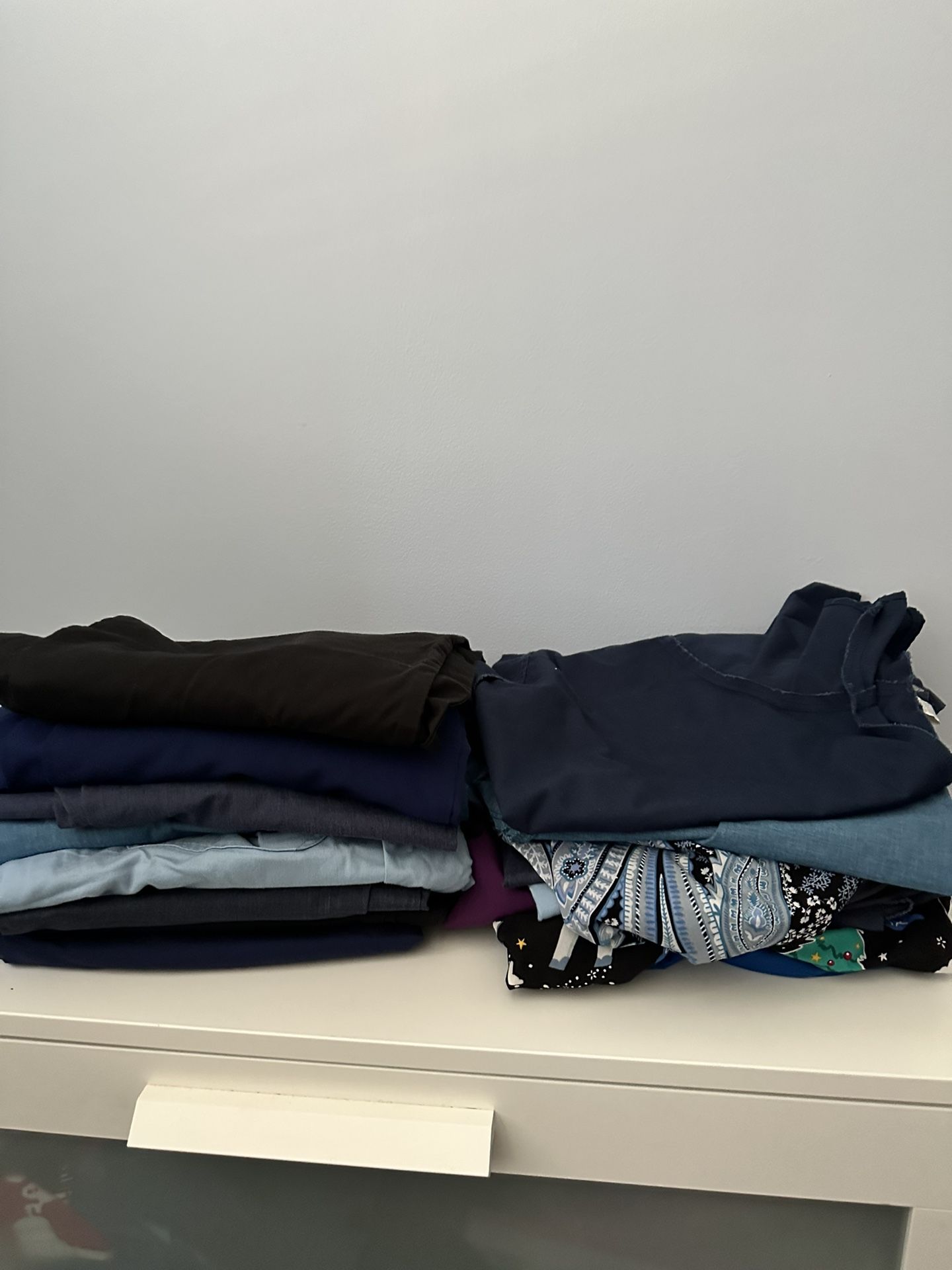Women Scrubs