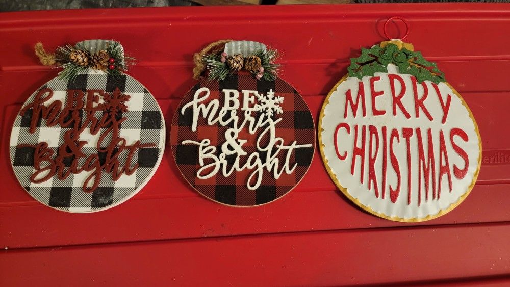 Set of 3 christmas decor 