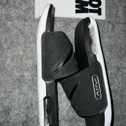 Nike Air Max Cirro Slides “Black/Metallic Silver”