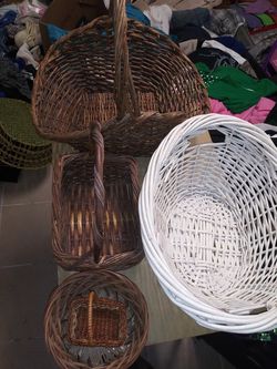 5 wood baskets decorative household