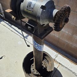 Grinder Con Base ESTA EN CD WINNETKA 