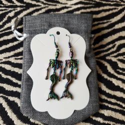 Earings