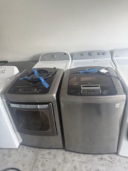 (Price is $350)LG Washer&Dryer Set