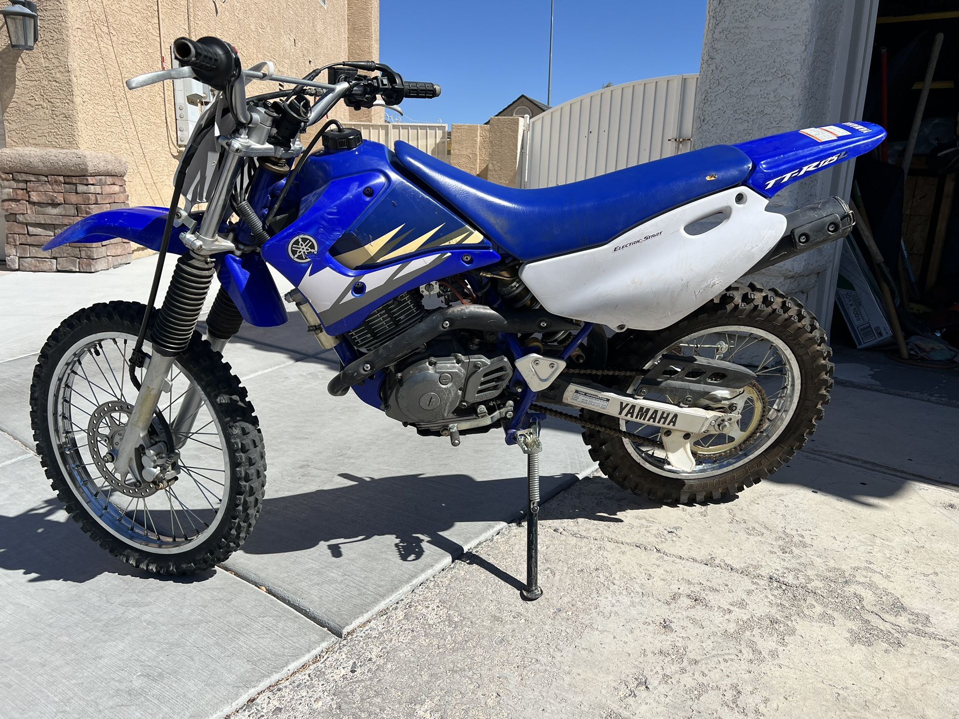 2005 kawasaki dirt bike