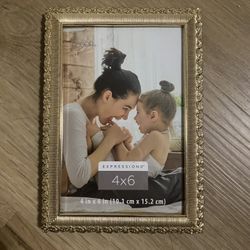 Gold Metal Picture Frame- BRAND NEW