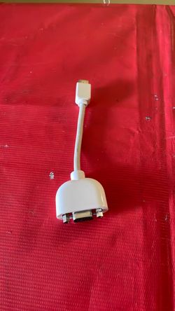 Mini DisplayPort to VGA Adapter Cable