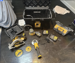 Dewalt Cordless Power Tool Set (Entire Set & Storage)