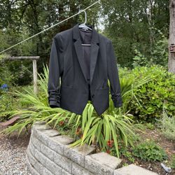 Express fitted blazer, adorable! Size 6