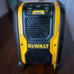 Dewalt 20V Bluetooth Speaker 